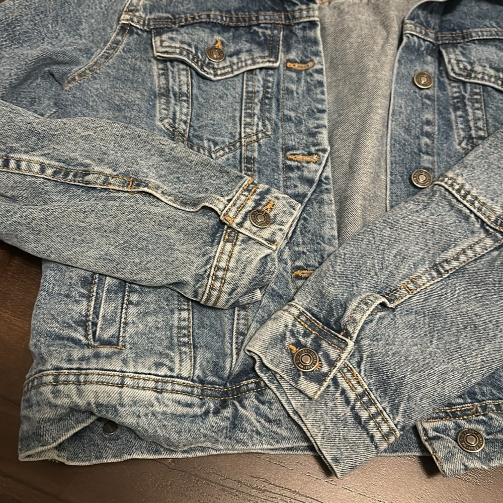 NWOT Jean Jacket - Picture 2 of 9